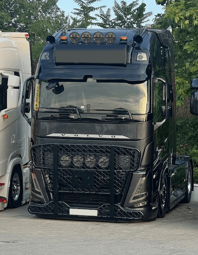 Volvo Aero front BULLBAR