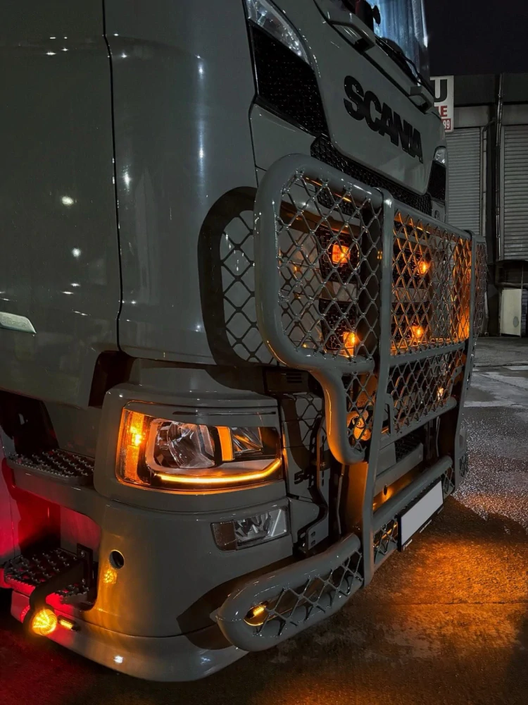 SCANIA NG S/R front BULLBAR - Image 3