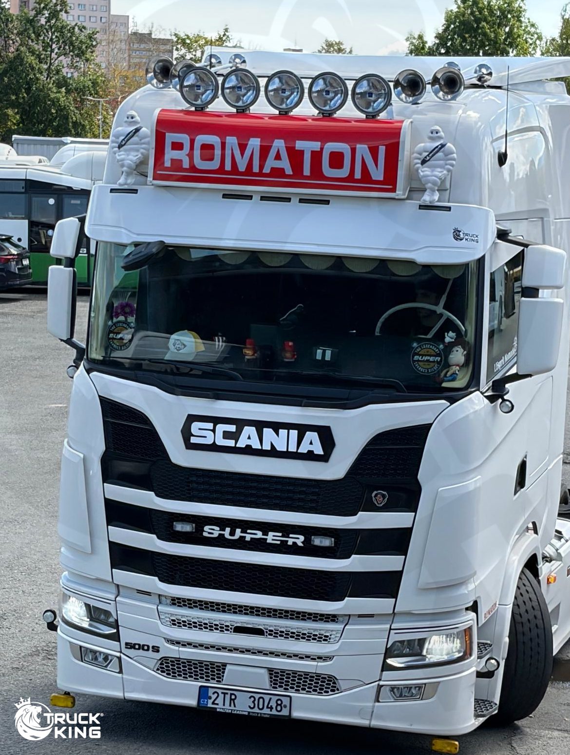 Sun Visor “Classic” 35 cm for Scania NTG with 5 holes for marker lights - Image 5
